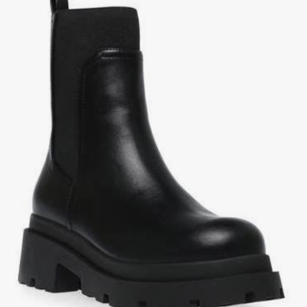 Dolce Vita Boots size 7.5